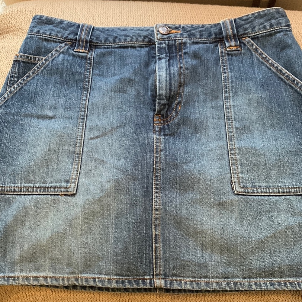 Vintage Jean skirt. Size 8